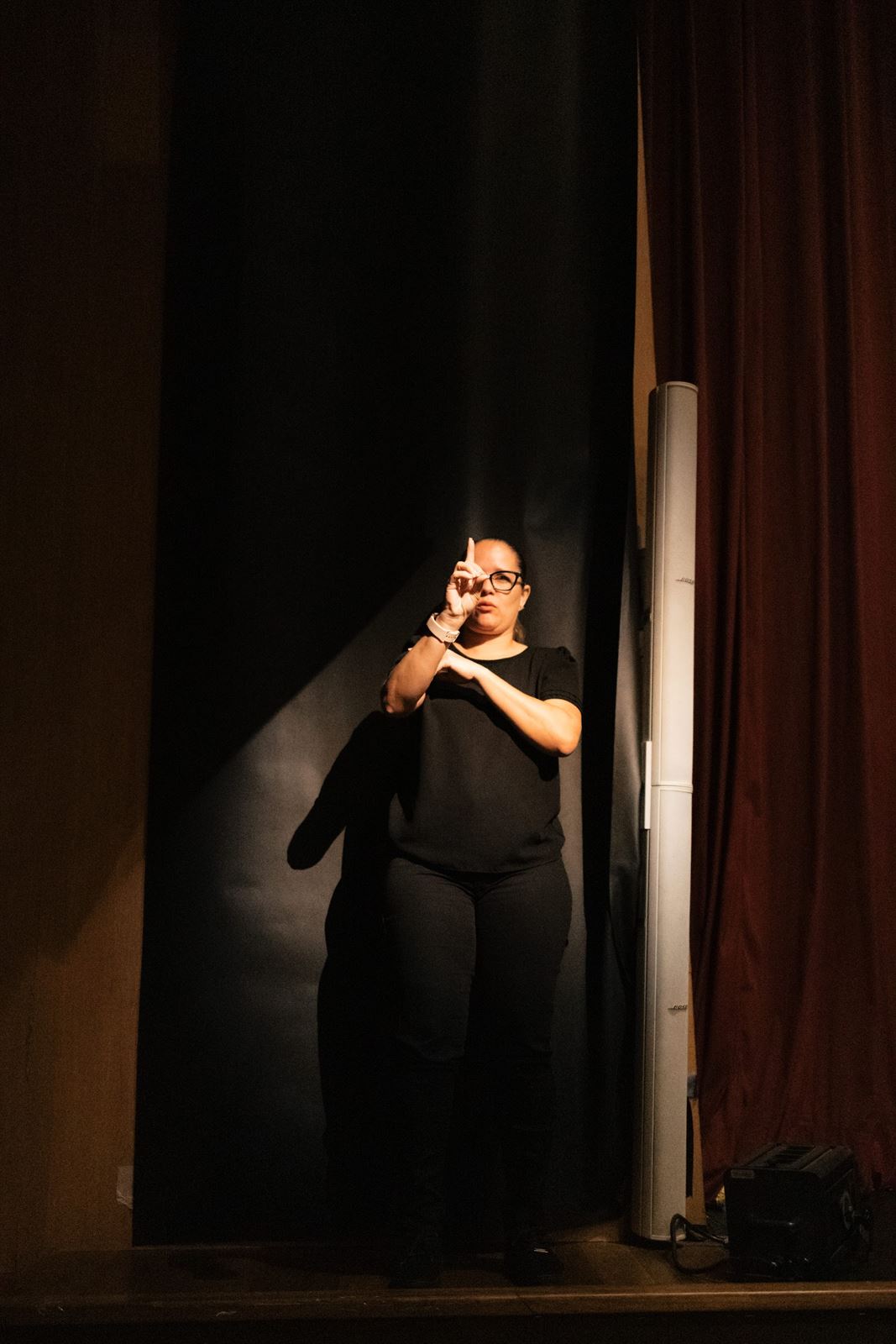 Intérprete de Libras no palco