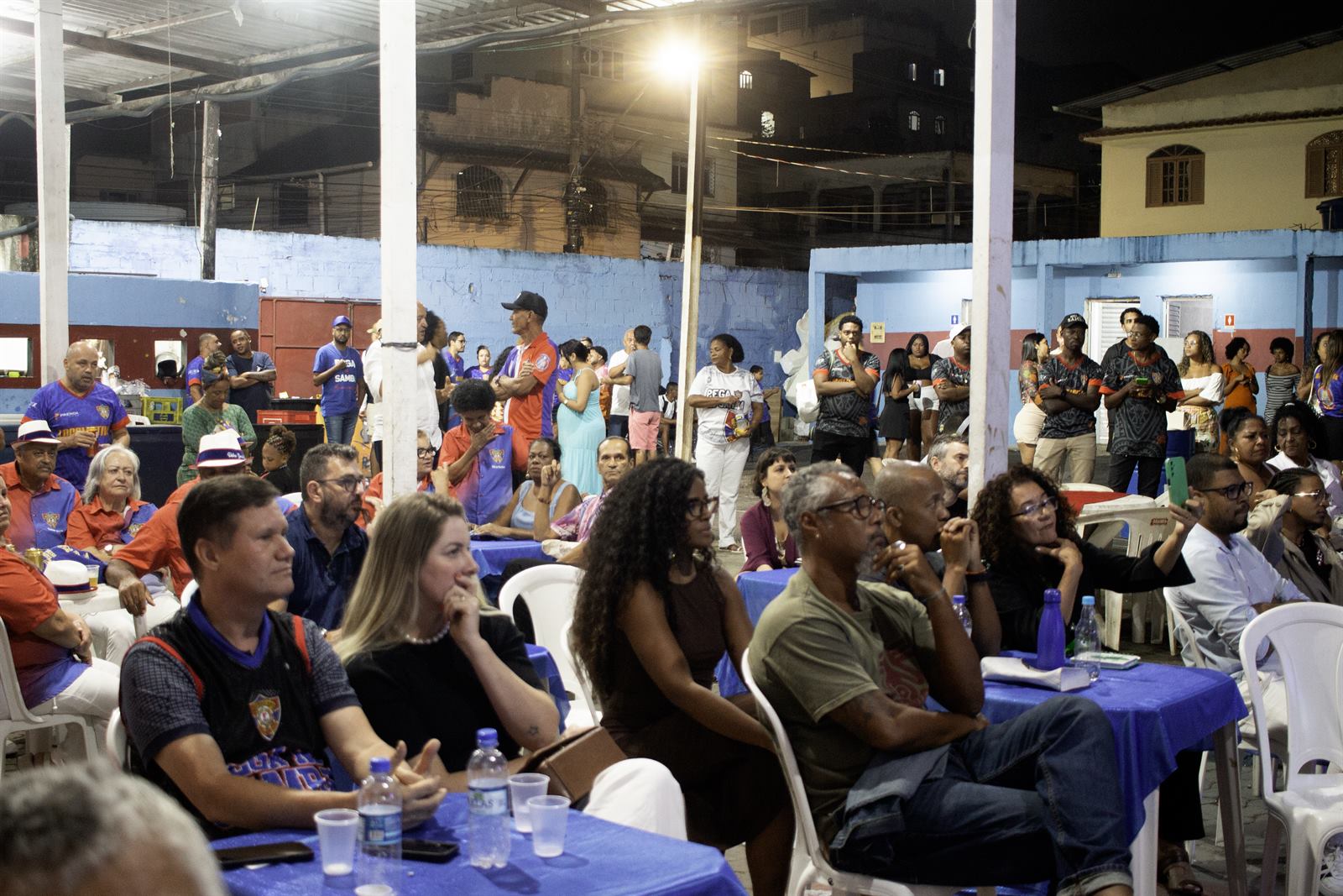 Público reunido no Tecer Folias